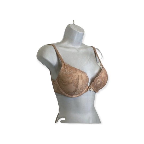 Victoria Secret Body By Victoria Push Up Lace Bra size 32D - Picture 4 of 7